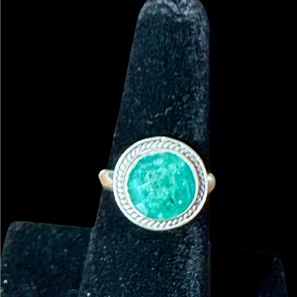 Elegant Silver Ring with Green Stone